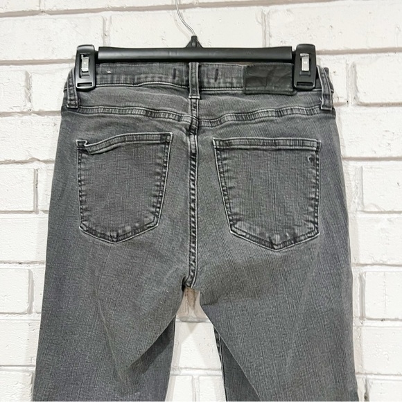 Madewell 9” Mid Rise Skinny Jeans - Picture 2 of 10